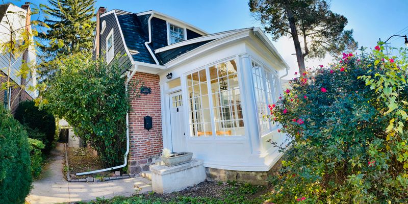 Norristown House: 1422 Markley St