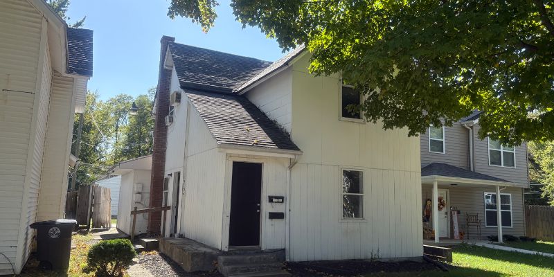 Fort Wayne Apartment: 1315 Huestis Ave