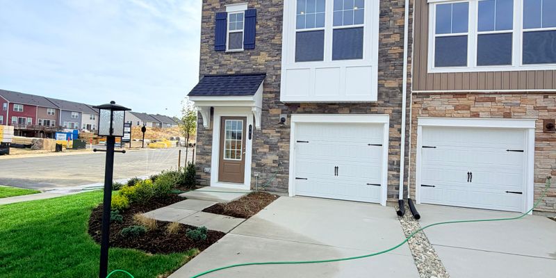 Glen Allen Townhome: Rivanna Hl Rd