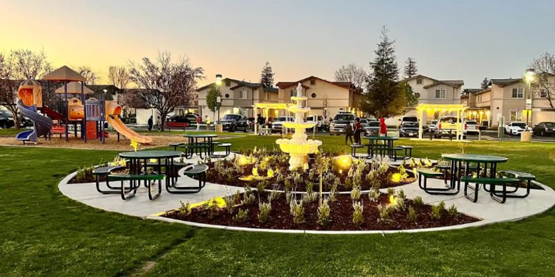 Bakersfield Townhome: 600 Hosking Ave