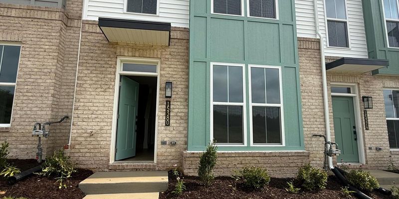 Midlothian Townhome: 15380 Oasis Sun Wy