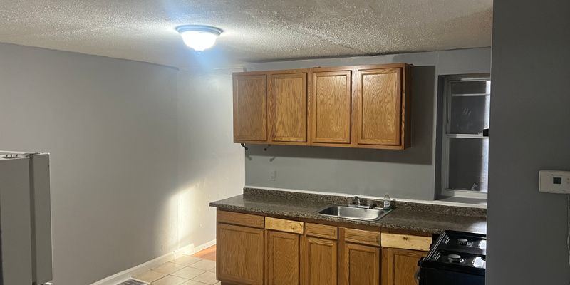 Baltimore Apartment: 257X McCulloh St