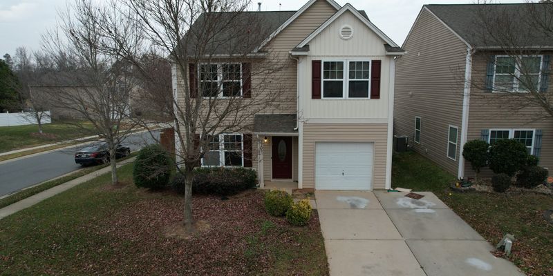 Charlotte House: 2703 Bramble Ridge Ct