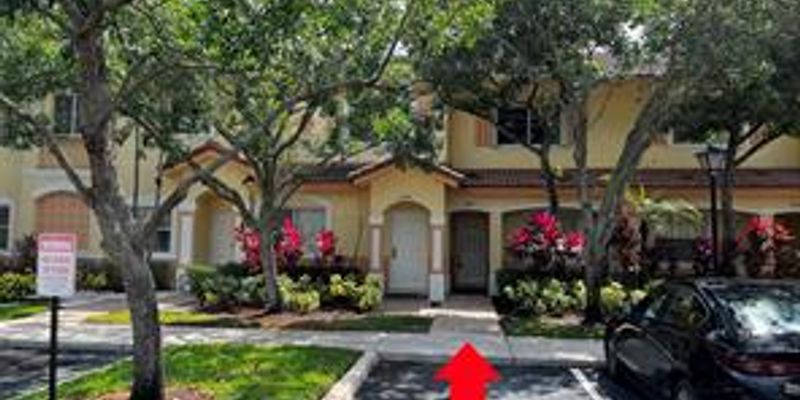 Miramar House: 2545 SW 83rd Ter # 104-5