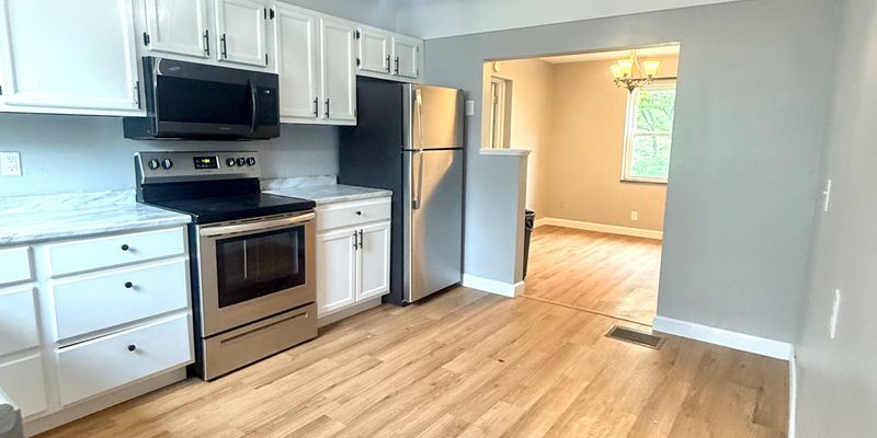 Cincinnati House: 1131 Wilmont Ct