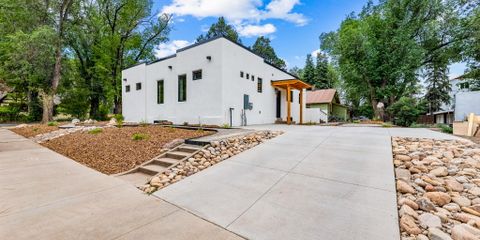54-web-or-mls-669 E. 8th ave -54.jpg