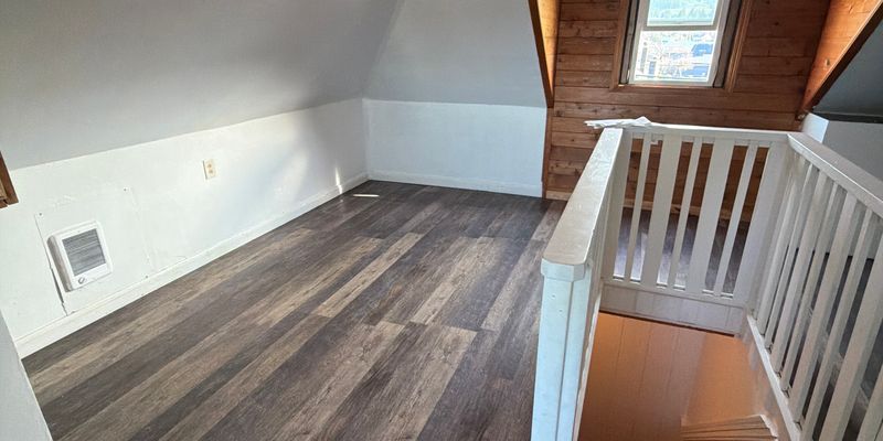 Seaside Apartment: 430 S Holladay, Seaside, OR 97138