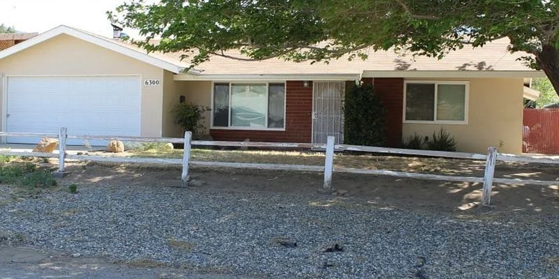 Lake Isabella House: 6300 Lynch Canyon Dr