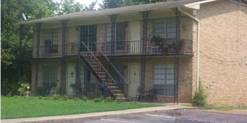 Leeds Apartment: 1069 Montevallo Rd SW