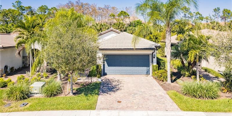 Fort Myers House: 11216 CARLINGFORD RD FORT MYERS, FL 33913