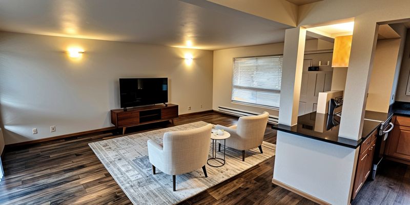 Mercer Island Apartment: 2820 75th Pl SE
