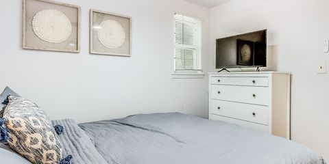 2203 DeLesseps 2-16.jpg