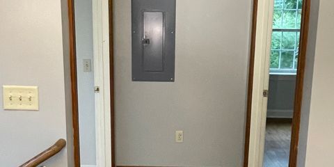 Hallway-left.jpg