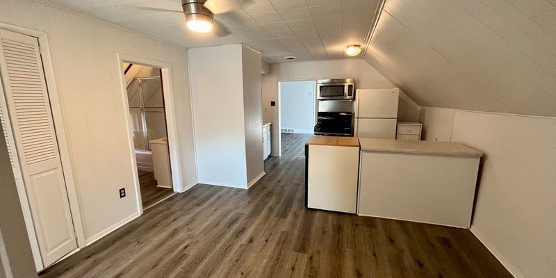 Forest Park Apartment: 1111 Circle Ave