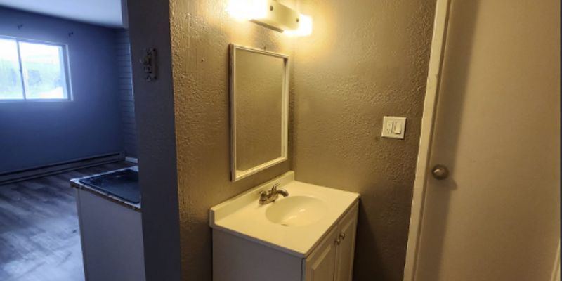 Toledo Apartment: 111 South Summit Street - 238