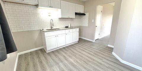 24833Lauren - 5.jpeg