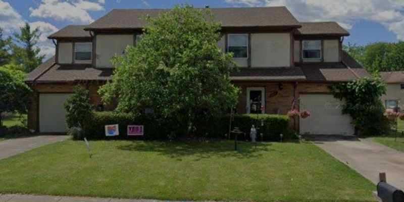 Reynoldsburg Multiplex: 6335-6337 Birchview Dr