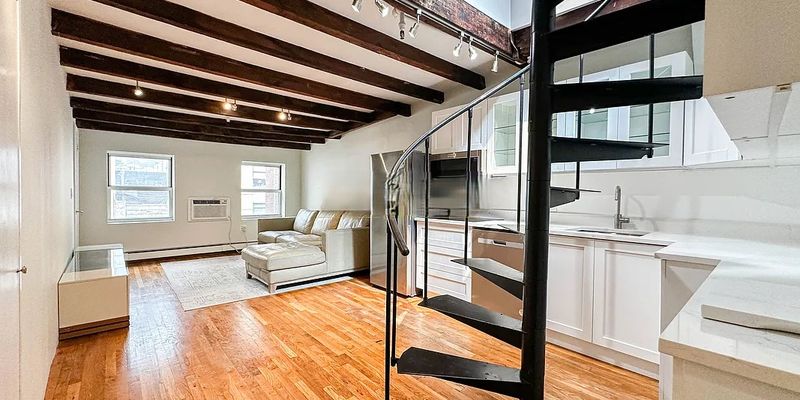 New York Apartment: 34 E 20th St