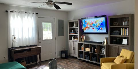 Living Room 2.jpg
