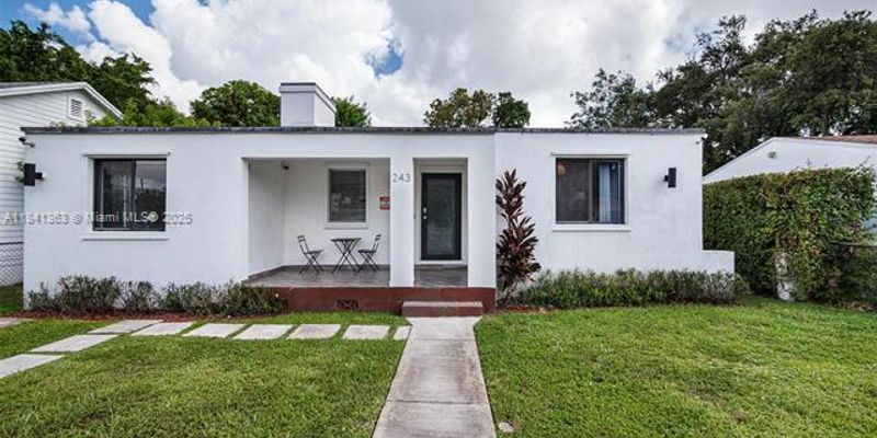 Miami House: 243 NW 44th St