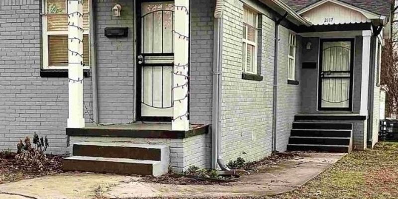 Little Rock House: 2117 W 19th St