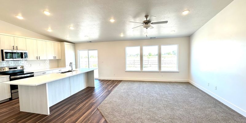 Logan House: 1136 N 560 W