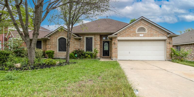 Austin House: 8214 Cornerwood Dr
