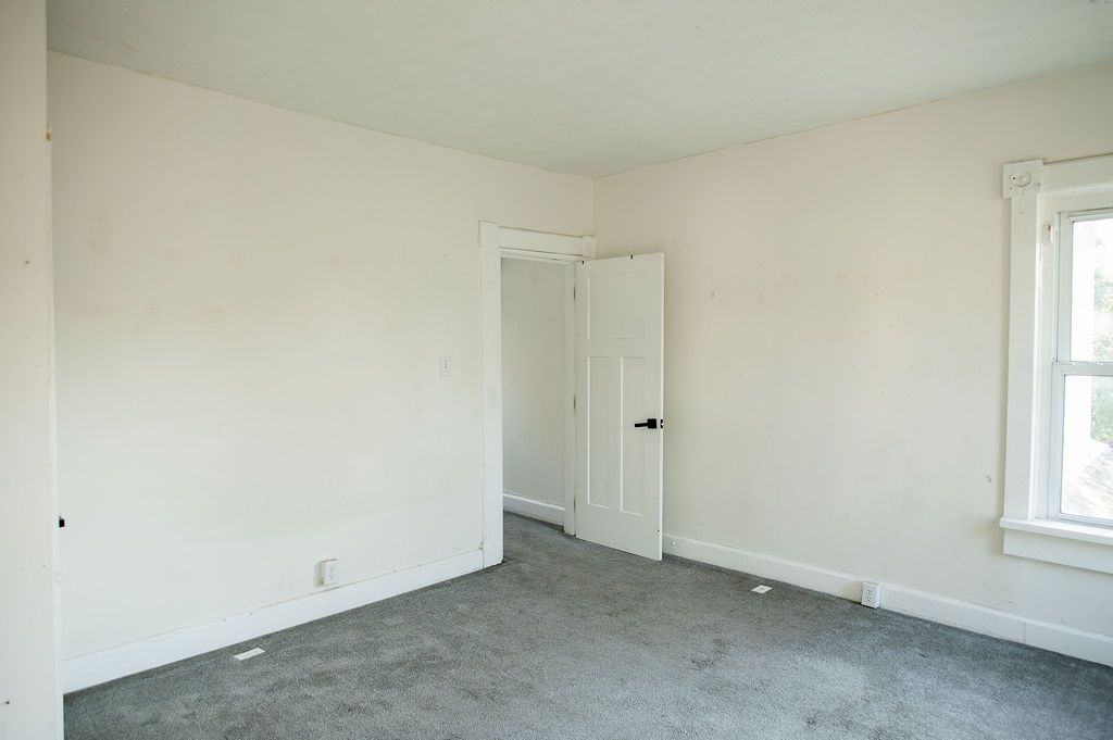 415 Brightwood Ave photo 23