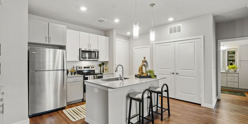 Katy Apartment: 3000 Tamarron Trce