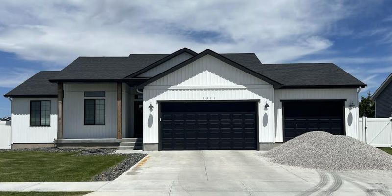 Idaho Falls House: 3258 Harlow Dr