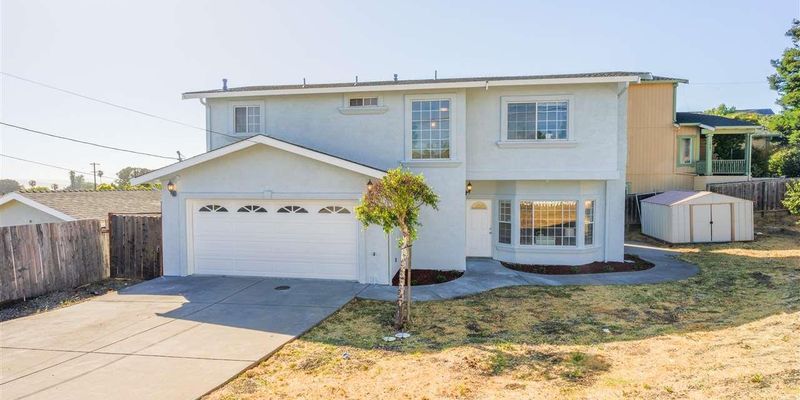 Richmond House: 5665 McBryde Ave