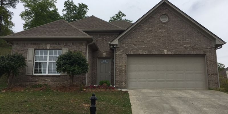 Calera House: 333 Bedford Cir