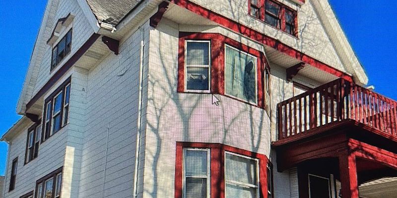 Milwaukee Townhome: 1632 N 34th ST