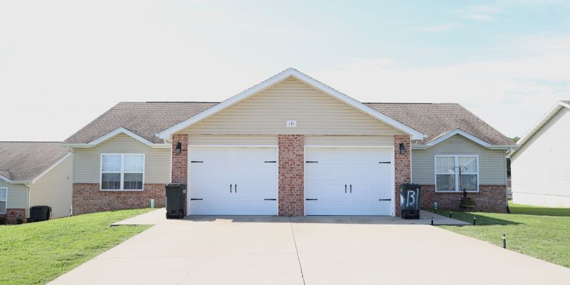 Waynesville Multiplex: 131 Edna St