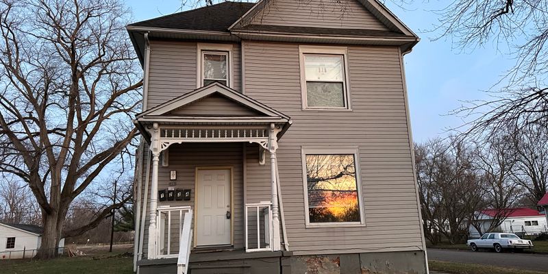 Terre Haute Apartment: 1001 N 9th St