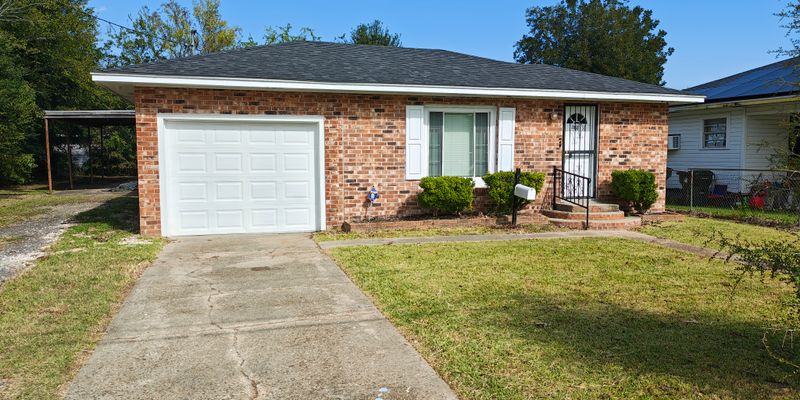 Lake Charles House: 2025 Cline St.