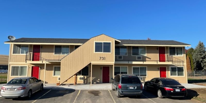 Waitsburg Apartment: 731 Preston Avenue