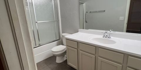 master bath paint *.jpg