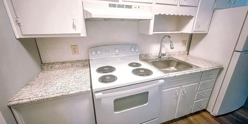 Martinsville Apartment: 1300 Spruce St