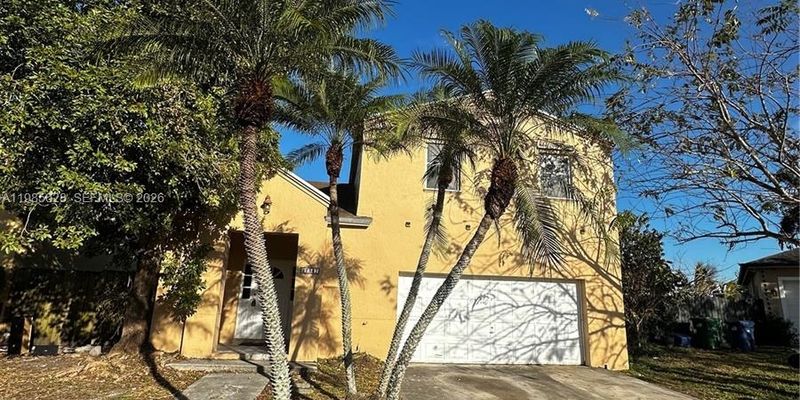 Homestead House: 27347 SW 117th Pl