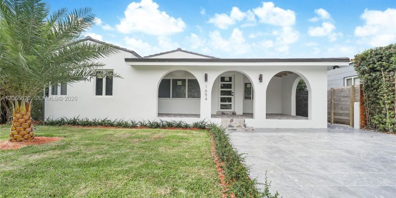Miami House: 1654 SW 18th Ave #1