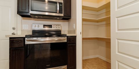 2710 E Garfield Dr #3, Alton-10.jpg