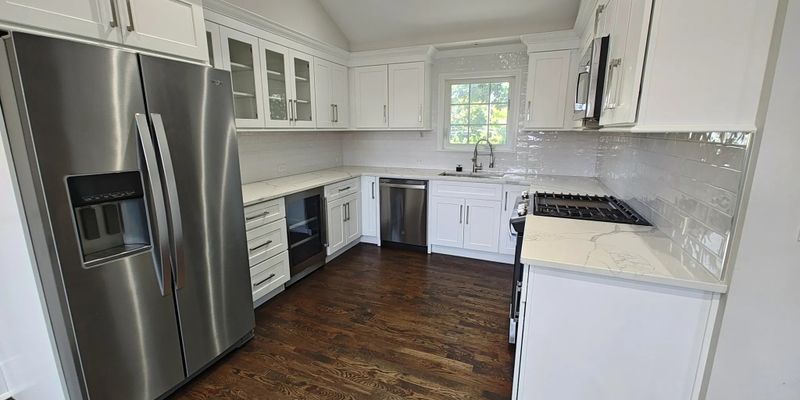 Fairfield Apartment: 38 Poe Ct