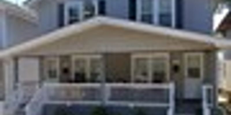 Columbus Apartment: 1253-1255 N 6th St