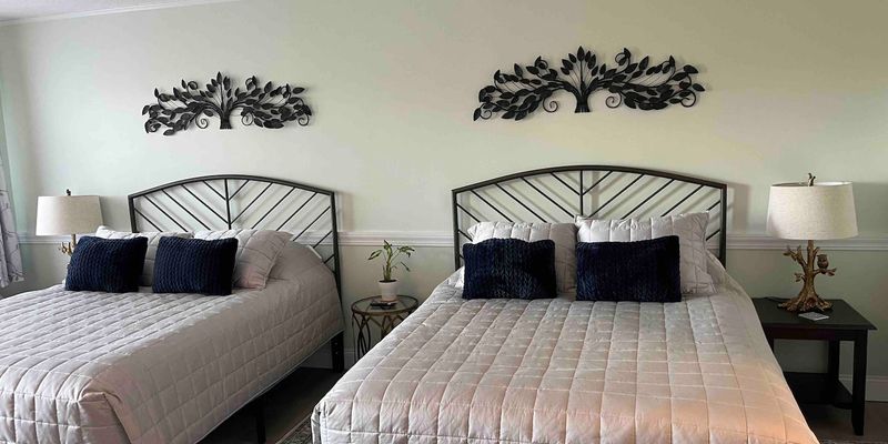 Laconia Condo: 375 Endicott St N