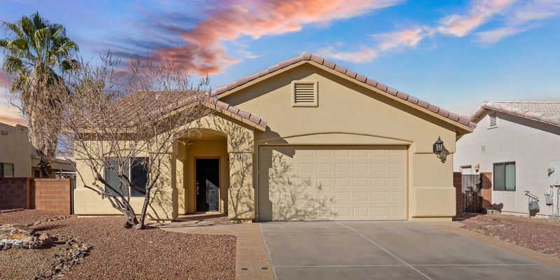 Sierra Vista House: 5427 Cedar Springs Dr