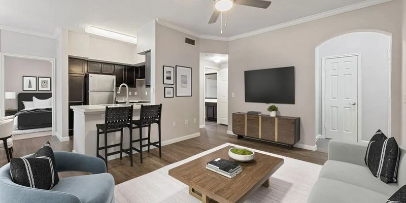 Houston Apartment: 9813 Cypresswood Dr