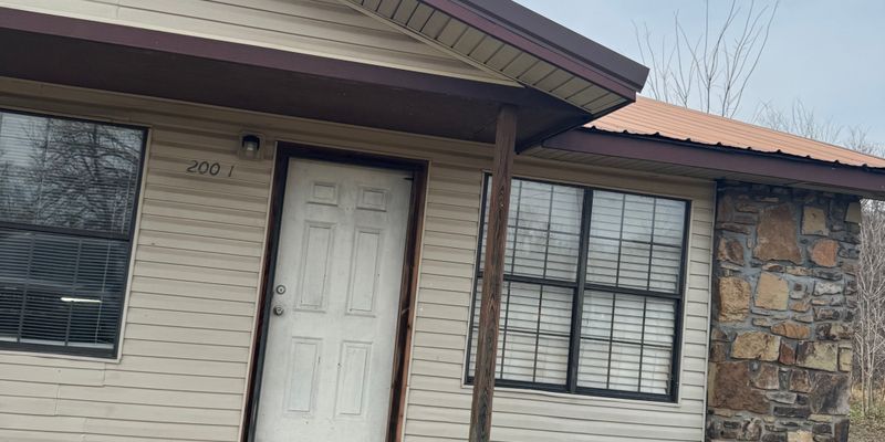 Roland Multiplex: 200 Russell Street