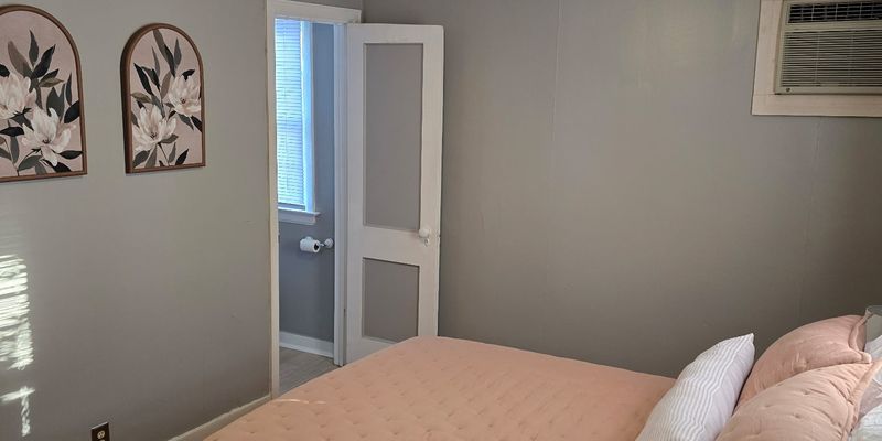 Champaign Apartment: 309 S Van Doren St