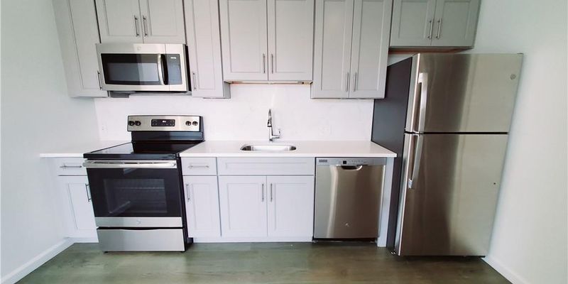 Stamford Apartment: 36 Atlantic St